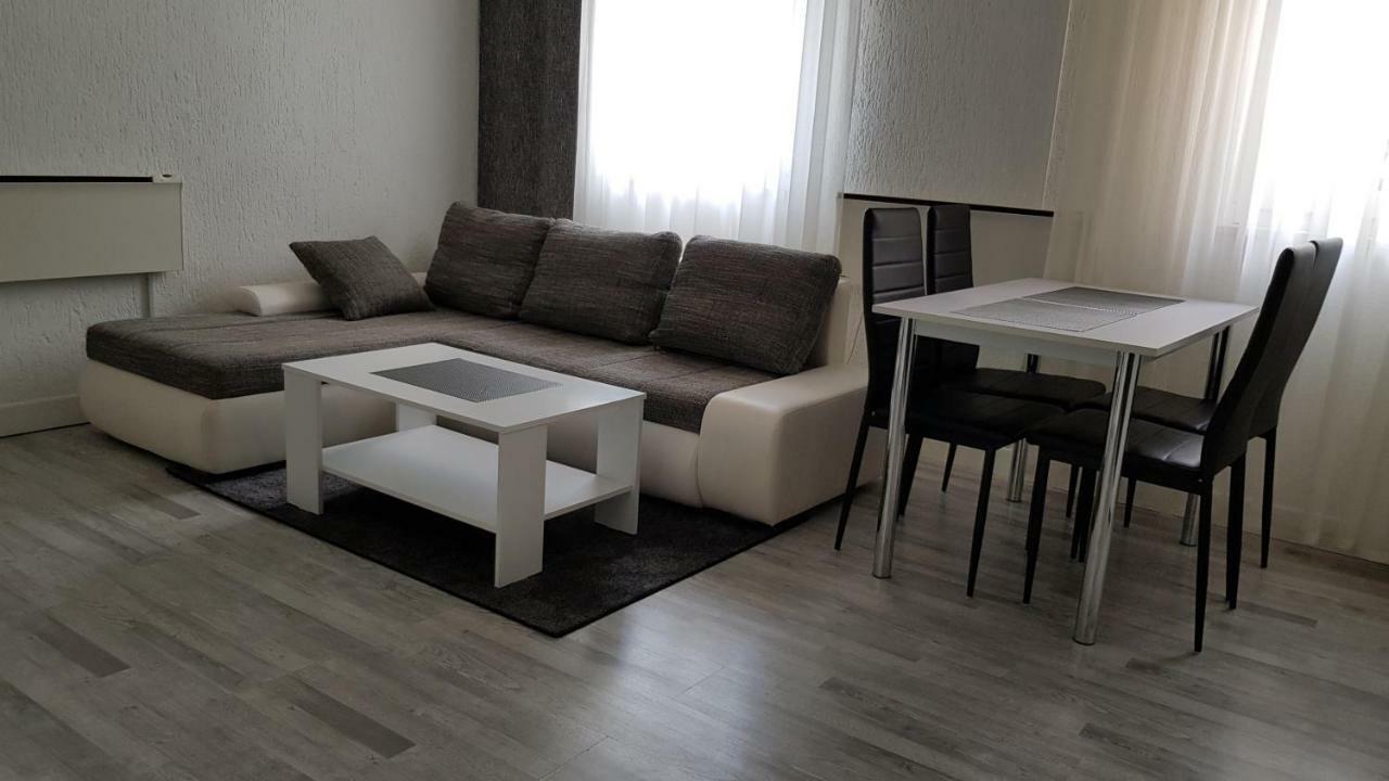 Apartment Vesna 포레치 외부 사진